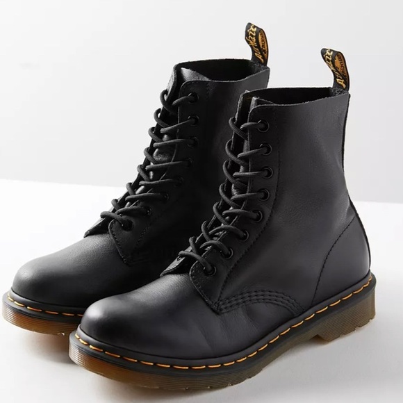 Dr. Martens Shoes - NWOT Dr. Martens Pascal Virginia Combat Boot, Black, Size 7